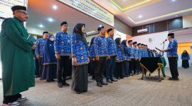 Wali Kota Parepare, Taufan Pawe melantik dan mengambil sumpah Pegawai Negeri Sipil dan pengangkatan pertama jabatan fungsional lingkup Pemerintah Kota Parepare 